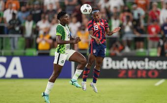 Asisat Oshoala (Twitter/U.S. Soccer WNT)