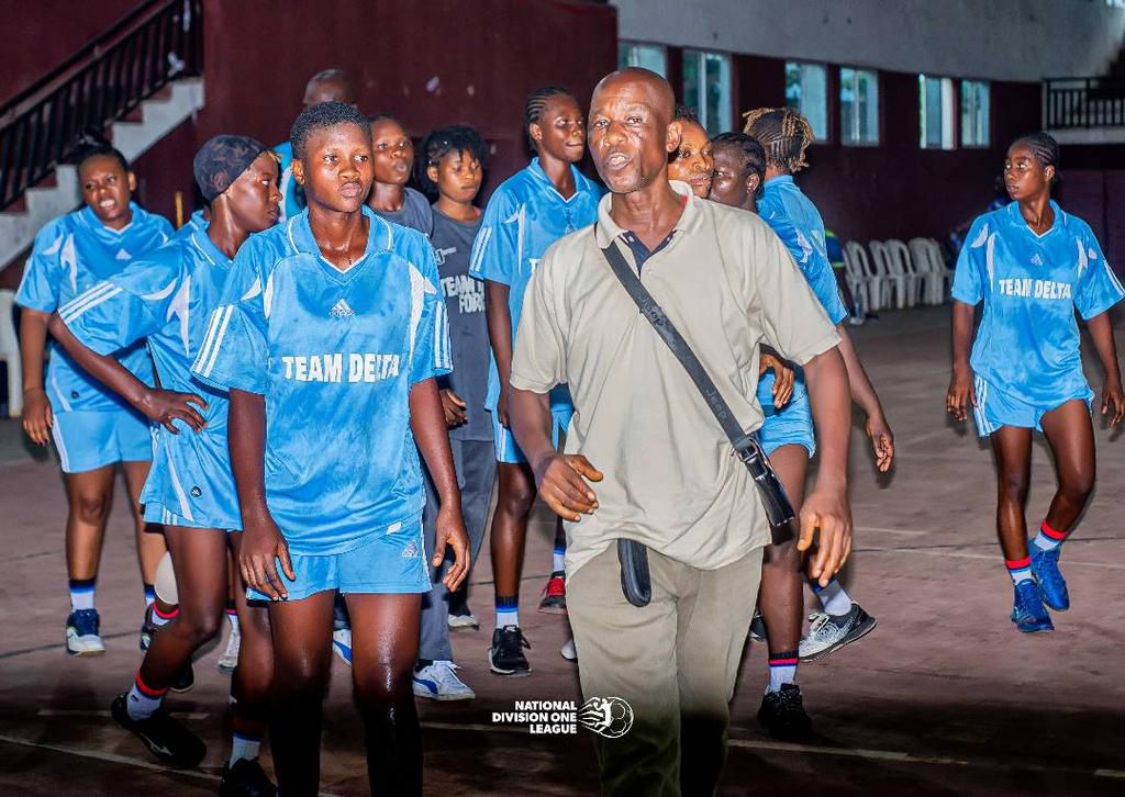 A dejected Delta Force after the defeat to Bayelsa Queens in the Handball League.