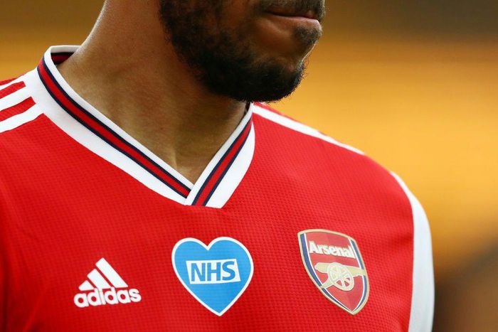 Arsenal will swap their traditional red shirts for white on Sunday to promote an anti-knife crime campaign