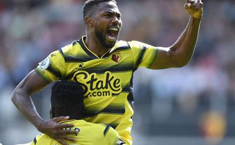 Emmanuel Dennis (Goal)