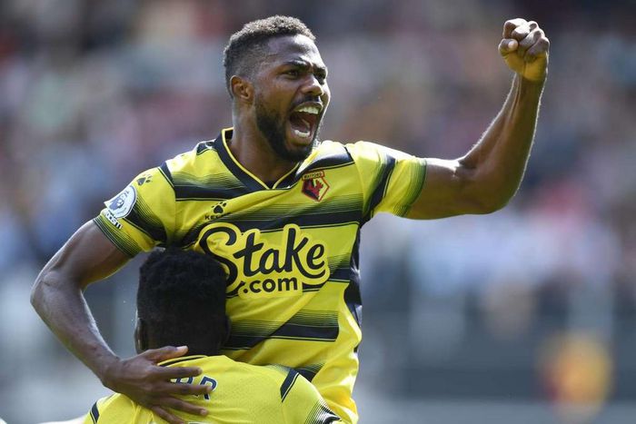 Emmanuel Dennis (Goal)