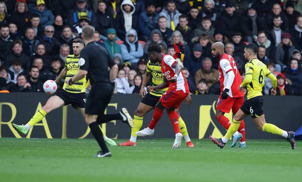 Bukayo Saka scored a beautiful goal from outside the box