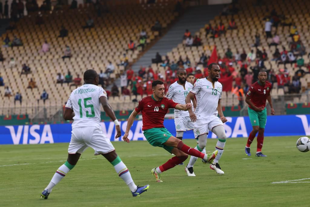 Selim Amallah shoots Morocco in front against Comoros