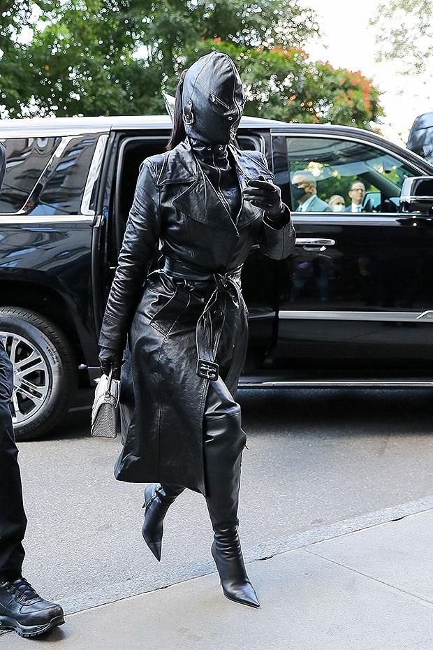 Kim Kardashian arrives in a strange Balenciaga ensemble ahead of the Met Gala on Sept. 11, 2021. (Felipe Ramales / SplashNews.com)