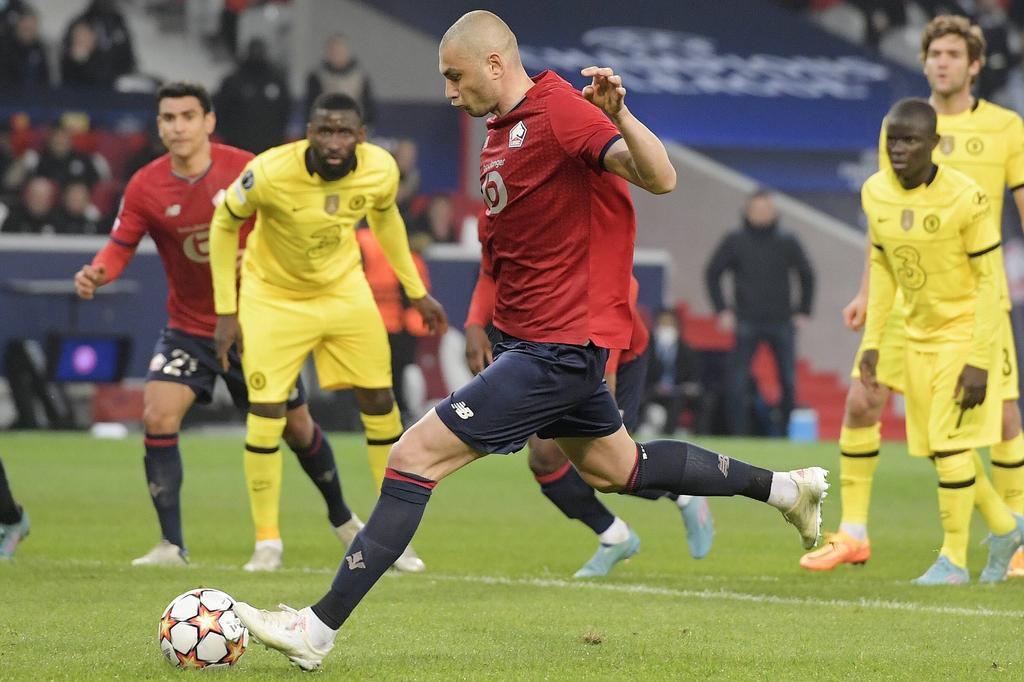 Yilmaz put Lille ahead from the spot (IMAGO / ANP)