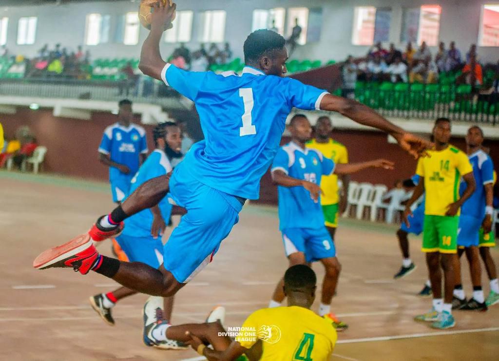 Some wonderful shots from the National Division One Handball League currently ongoing in the ancient city of Benin.