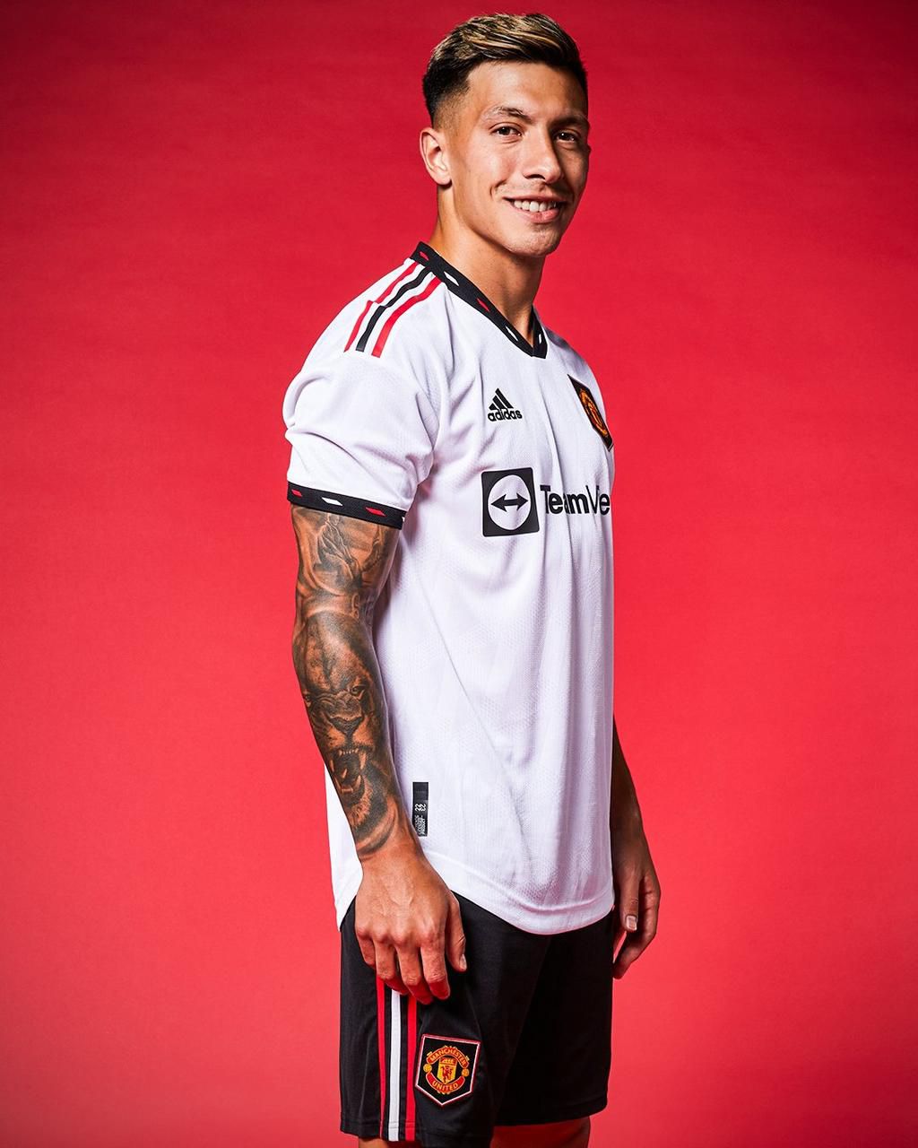 First sight of Martinez in a Manchester United kit.