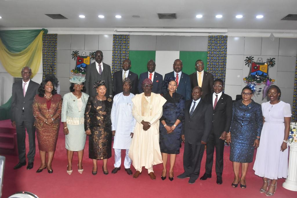 Gov. Babajide Sanwo-Olu of Lagos State (M); His Deputy, Dr Obafemi Hamzat (5th L); Head of Service, Mr Hakeem Muri-Okunola (3rd R); Lagos State Chief Judge of Lagos State, Kazeem Alogba (4th R); Chief of Staff, Mr Tayo Ayinde (L) and the newly appointe...