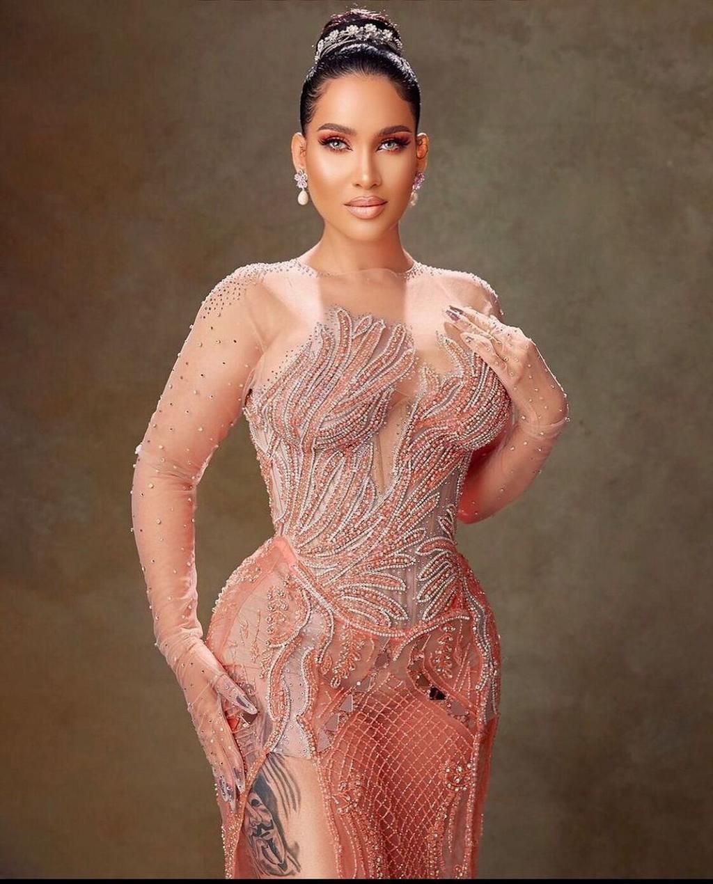 Caroline Danjuma [Instagram/@carolynahutchings]