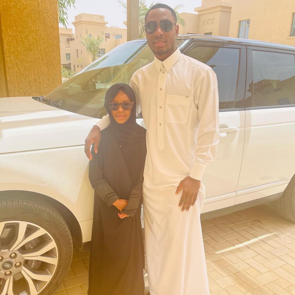 Odion Ighalo celebrates Eid al-Fitr holiday with kids in Saudi Arabia [Photos]