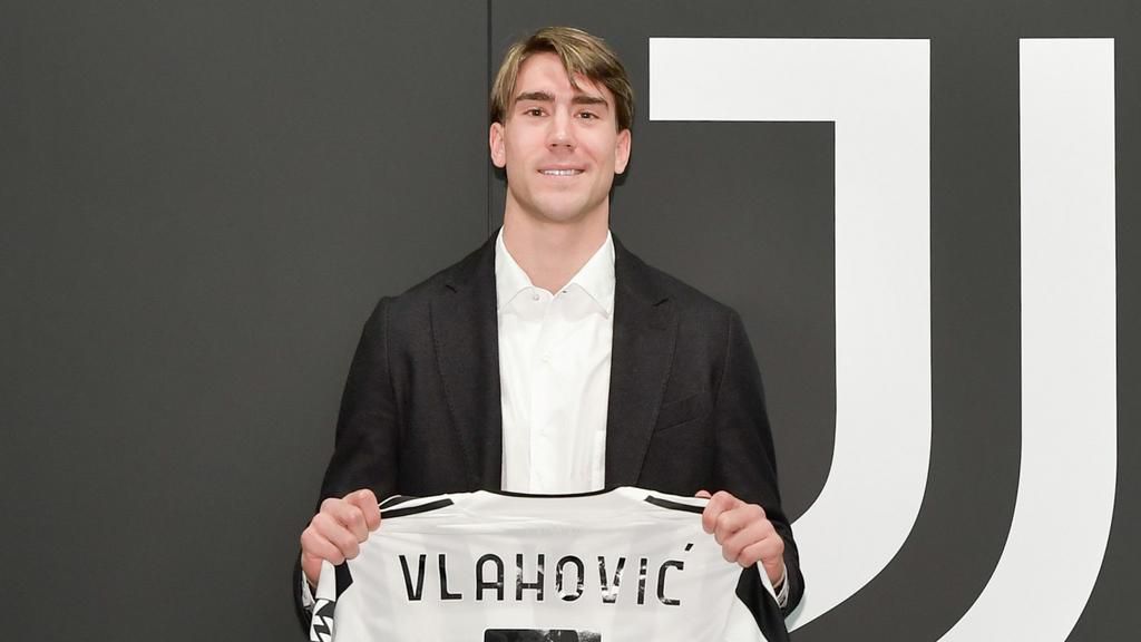 Juventus have confirmed the signing of Dusan Vlahovic