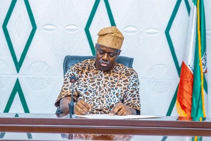 Seyi Makinde signs Amotekun bill in March 2020. (TopNaija)
