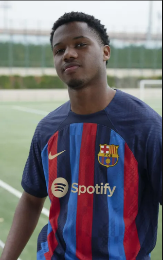 Asisat Oshoala models new Barcelona home jersey for 2022/23 season