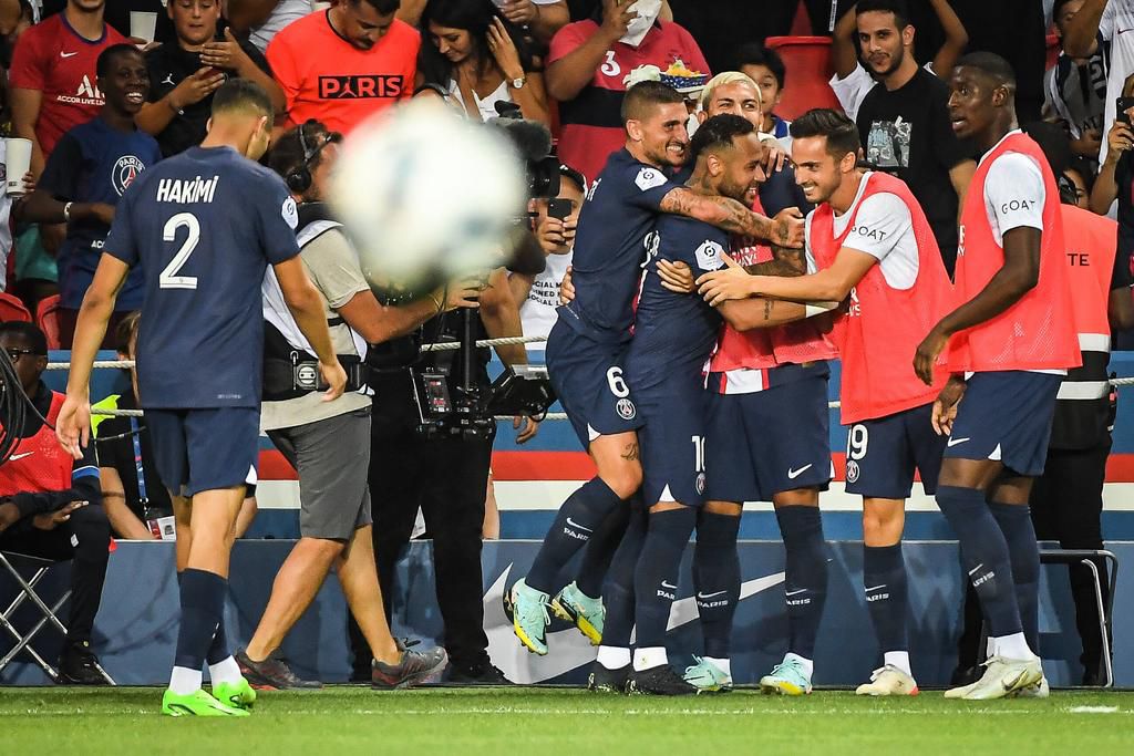PSG cruised to a 6-2 victory at the Parc de Princes on Saturday night