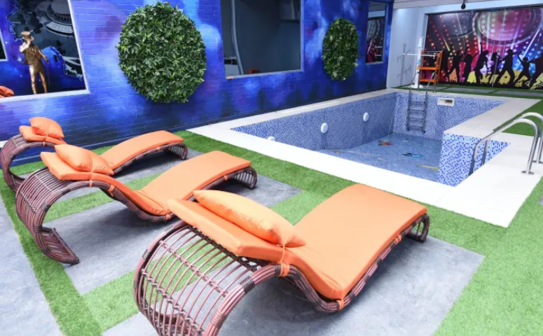 For many, the second house looked more appealing while the first house appeared cheesy.