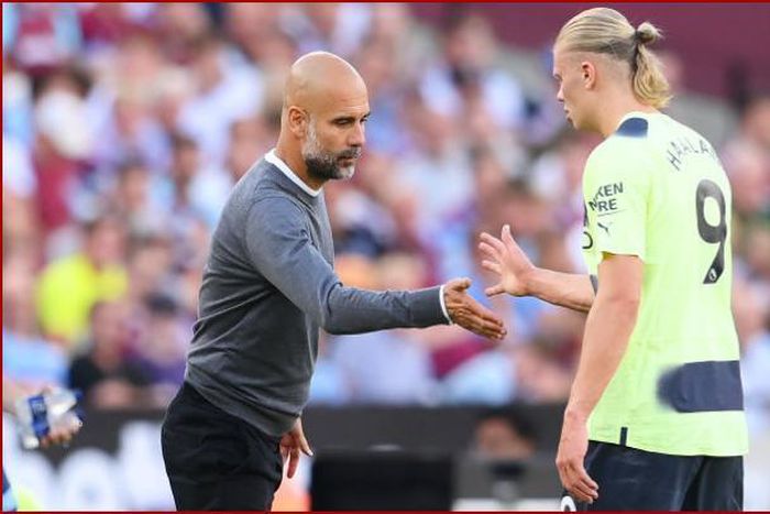 Pep Guardiola and his latest weapon, Haaland.