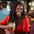 10 steps guide to having a successful first date at the bar