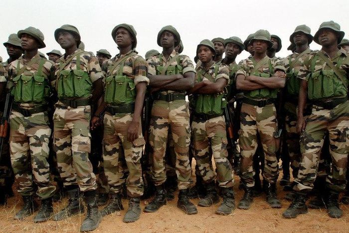 Nigerian soldiers