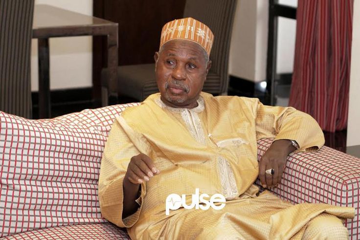 Katsina Gov Aminu Bello Masari explains a point during chat with select online media