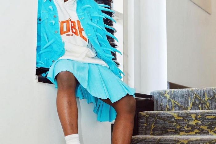 Bella Shmurda and his skirt [Instagram/Bellashmurda]