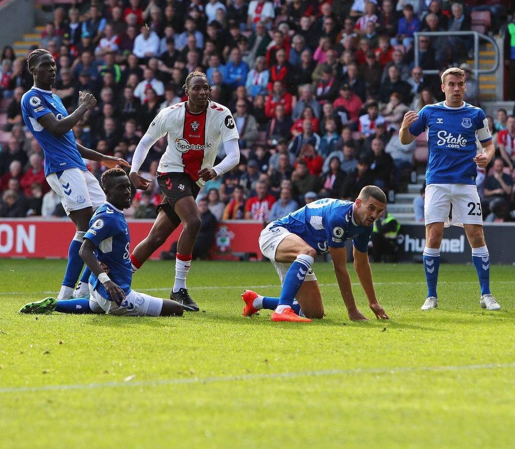 Aribo fires Southampton ahead for his second of the season.