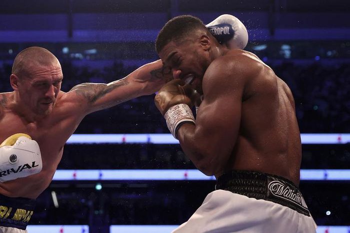 Anthony Joshua Preparing for Usyk Rematch (TheMirror)