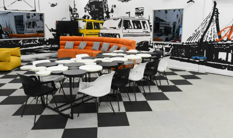 For many, the second house looked more appealing while the first house appeared cheesy.