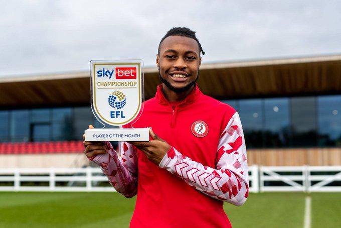 Semenyo with his award for Championship Player of the month for January
