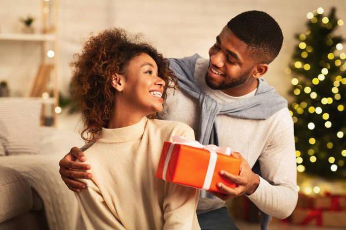 4 reason men should gift their baby mamas