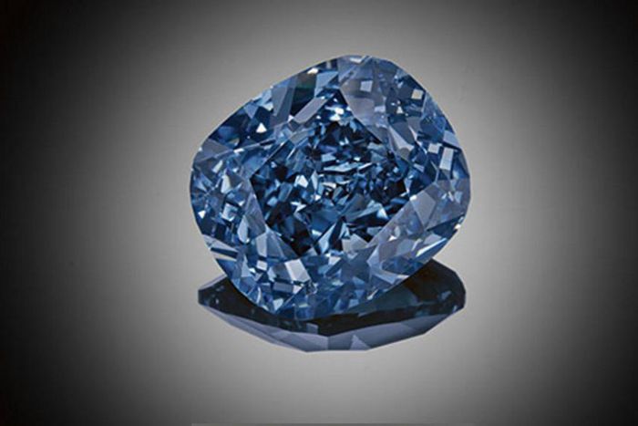 The Blue moon of Joesphine