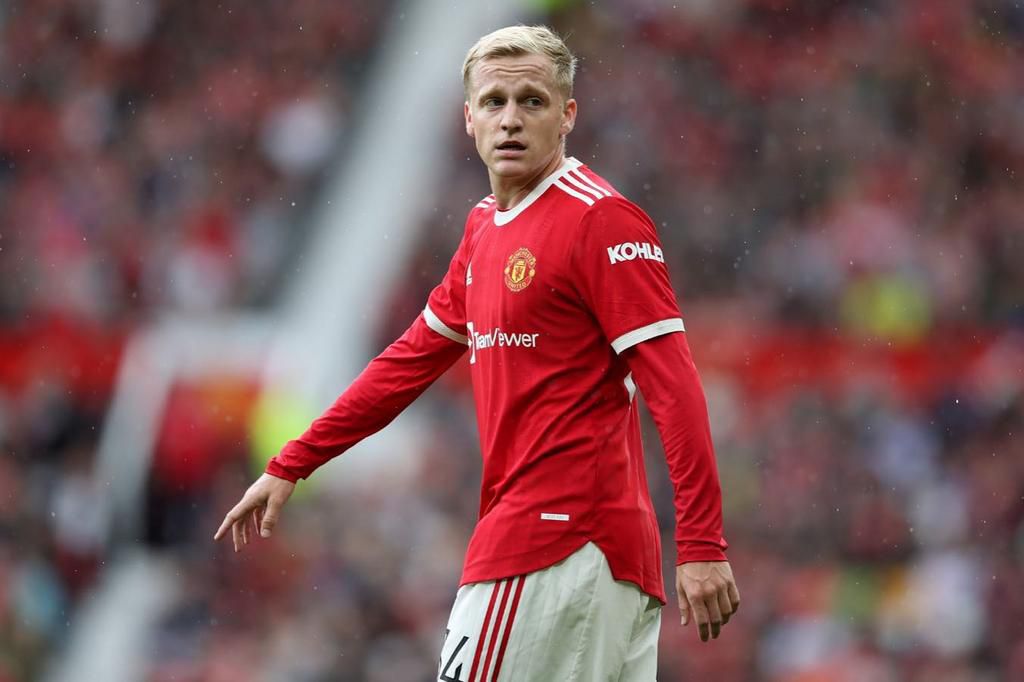 Reactions are Manchester United appoint Erik ten Hag ahead of Pochettino as Van De Beek expected to shine