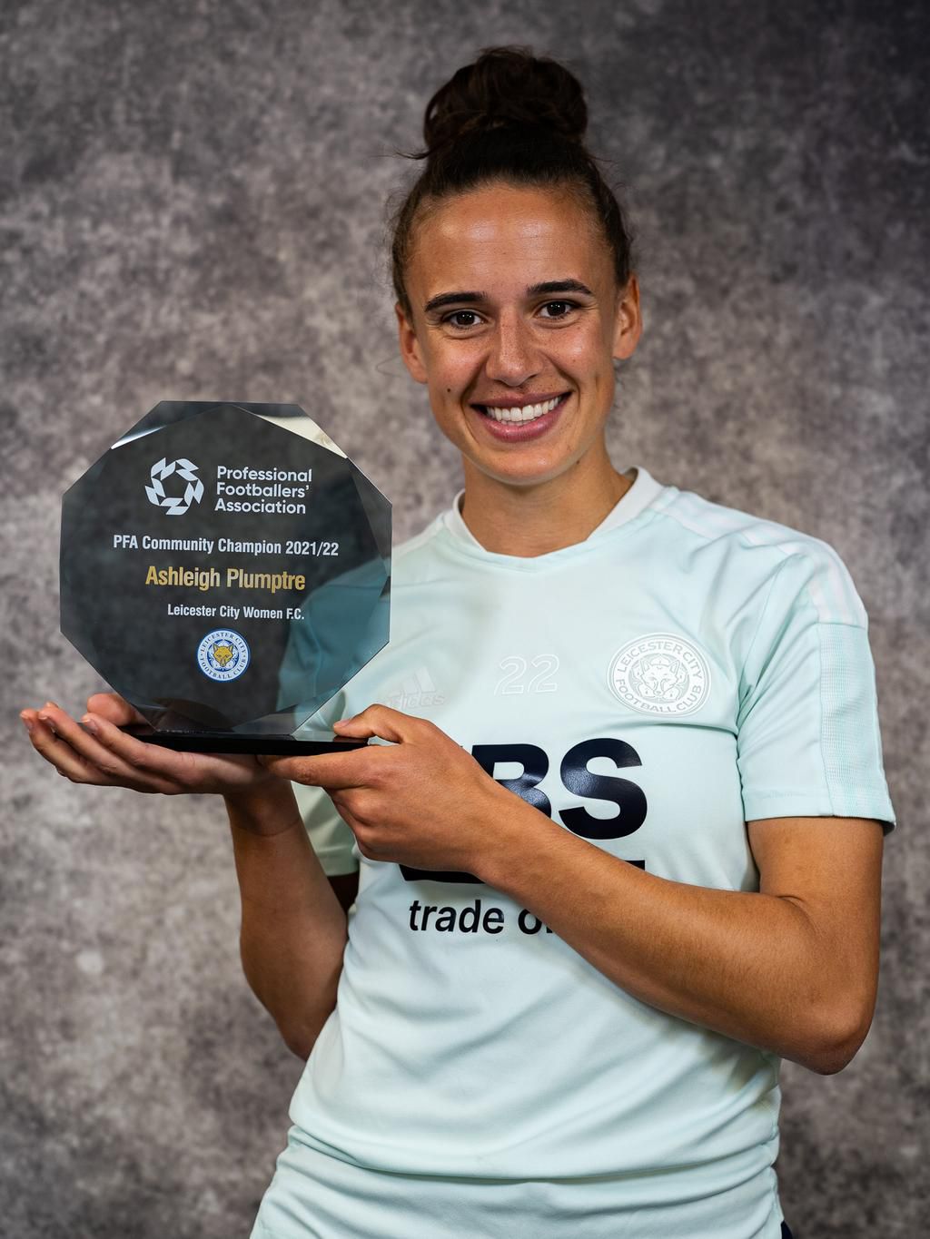 Ashleigh Plumptre wins PFA Community Award