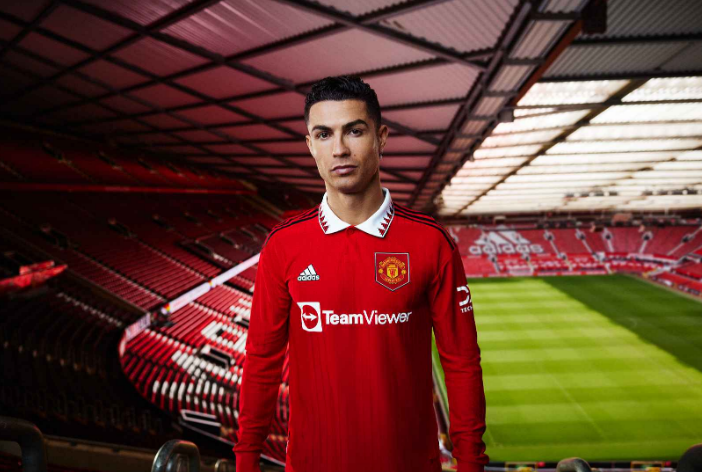 Cristiano Ronaldo models new Manchester United home jersey