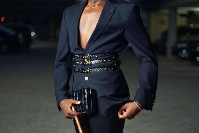 Androgynous fashion is increasingly popular [instagram/enioluwa]