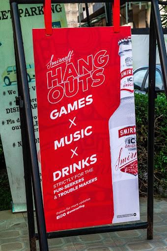 SMIRNOFF HANGOUTS! GAMES, MUSIC AND SMIRNOFF DRINKS IN A BAR NEXT TO YOU