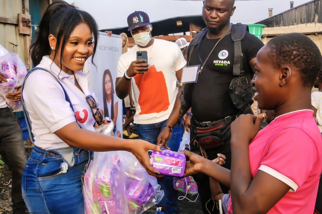 Meet fast rising music star, Victoria Nwogu