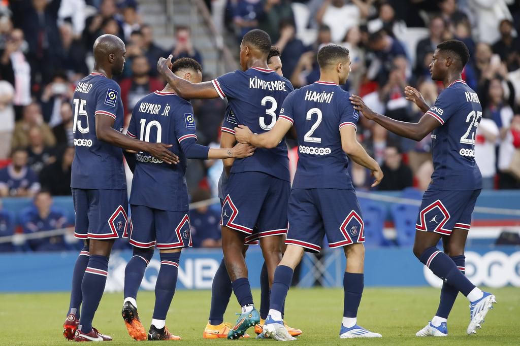 Neymar scored a penalty for PSG in their draw with Troyes