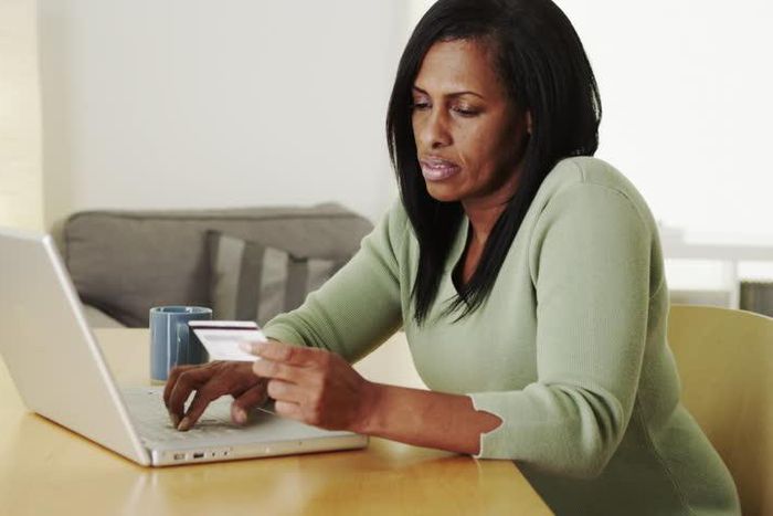 5 red flags to watch out for before buying from an online vendor