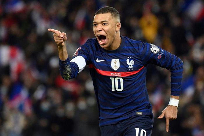 Kylian Mbappe scored four goals as France outclassed Kazakhstan to reach the 2022 World Cup finals in Qatar