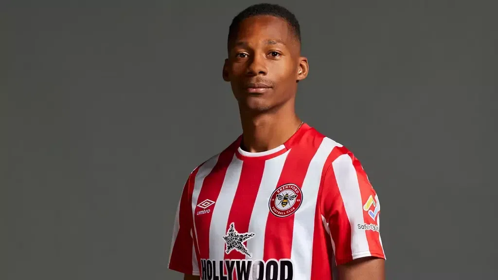 Brentford home kit 2022/23 season