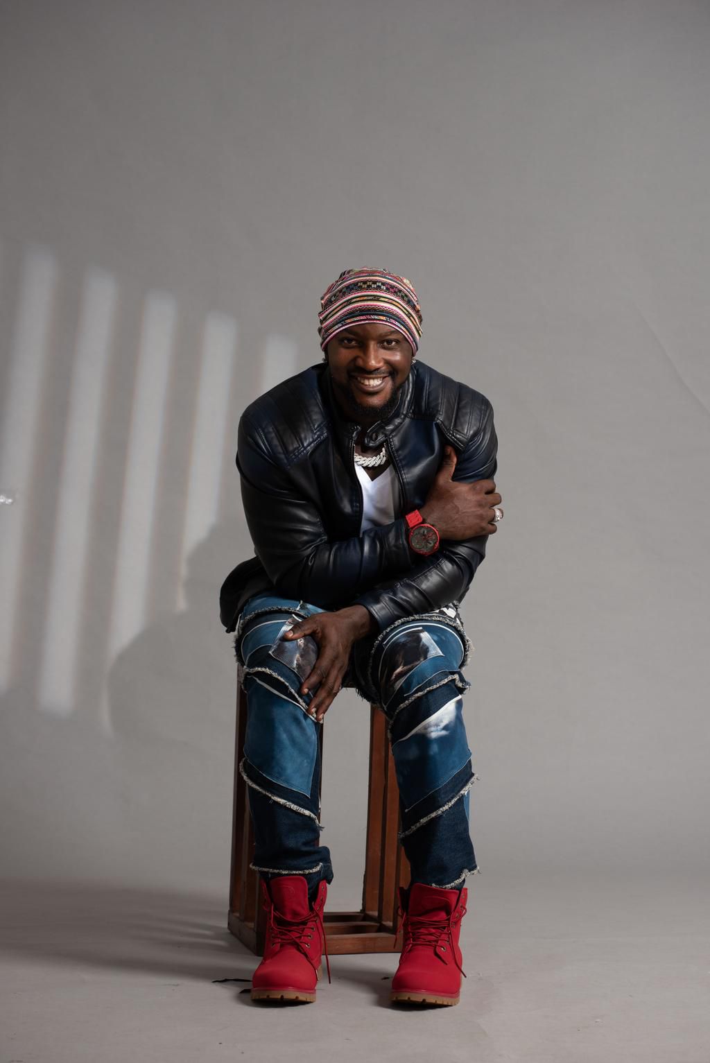 Nigerian-American singer, songwriter, and instrumentalist E major