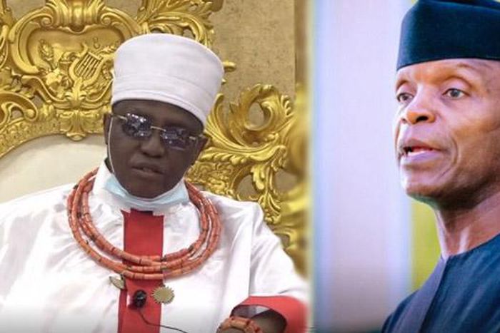 The Oba of Benin, Omo N’Oba Uku Akpolokpolo, Ewuare II and Vice President Yemi Osinbajo. (Channels TV)