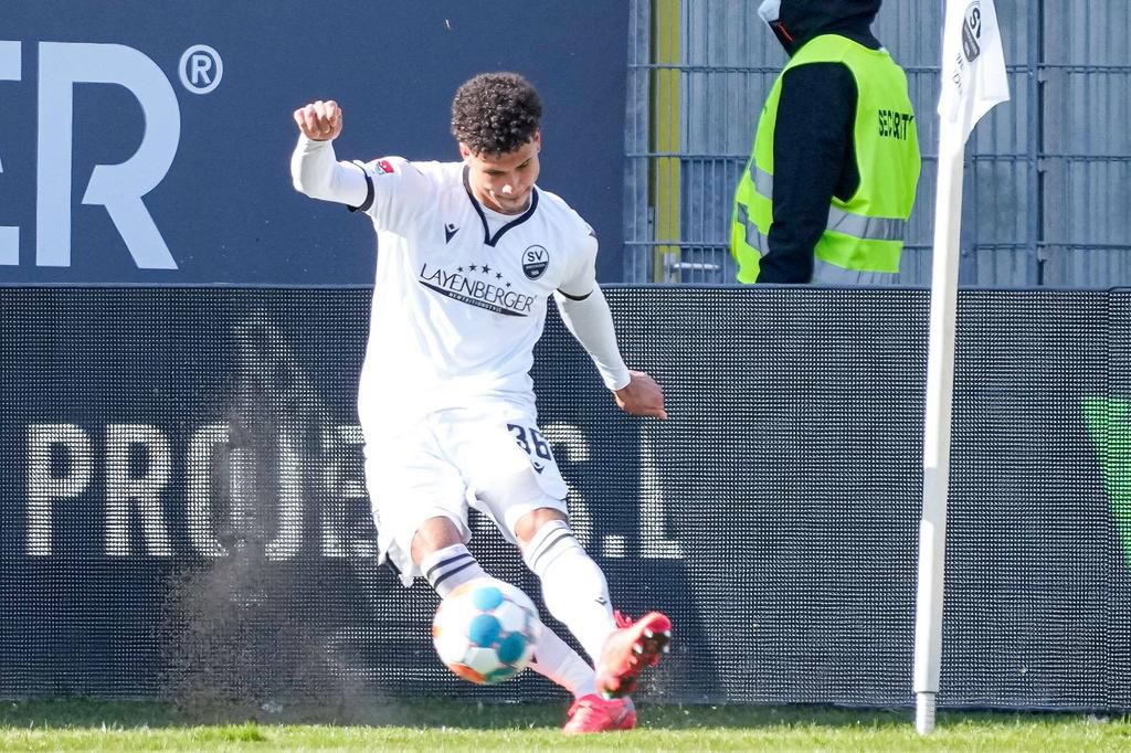 Chima Okoroji scored directly from a corner kick