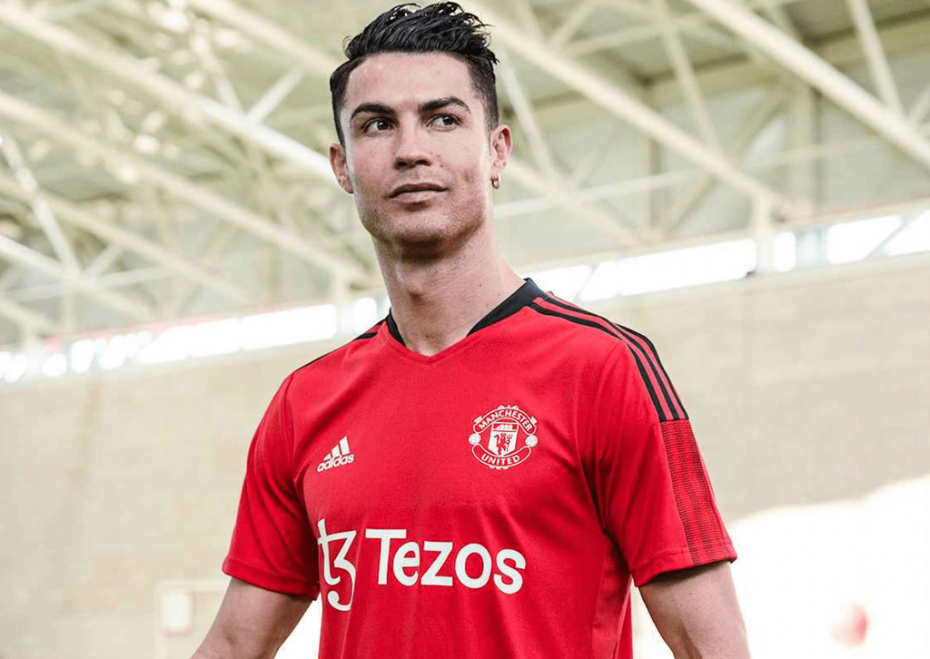 Cristiano Ronaldo in the new Manchester United Tezos training kit