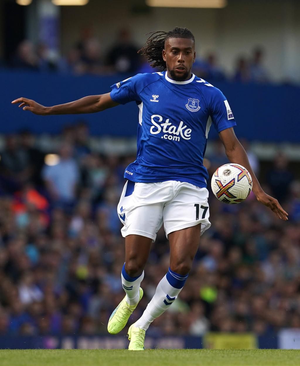 Alex Iwobi had a good game despite Everton's defeat to Chelsea