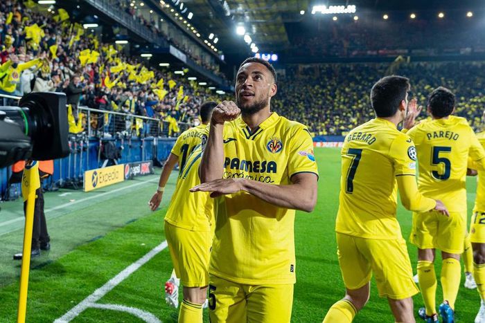 Arnaut Danjuma celebrates his goal against Bayern Munich