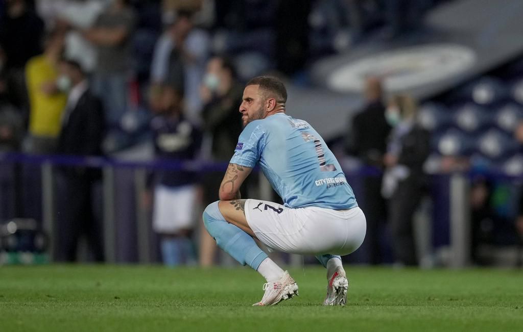 Kyle Walker despondent after Manchester City's defeat at the hands of Chelsea in the Champions League final