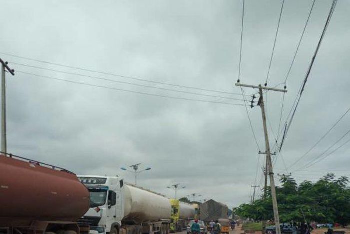 Gridlock at the Minna-Suleja road  [NAN]