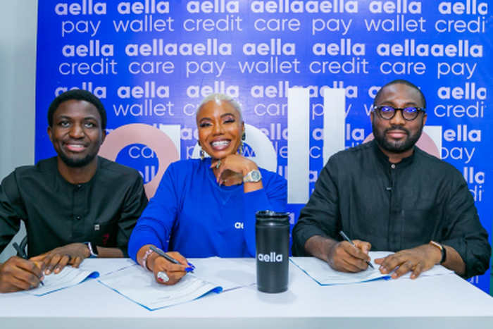 L-R Chief Technical Officer & Co-Founder, Aella, Wale Akanbi; TV personality, Nancy Isime and Chief Executive Officer & Co-founder, Aella, Akin Jones during the event signing.