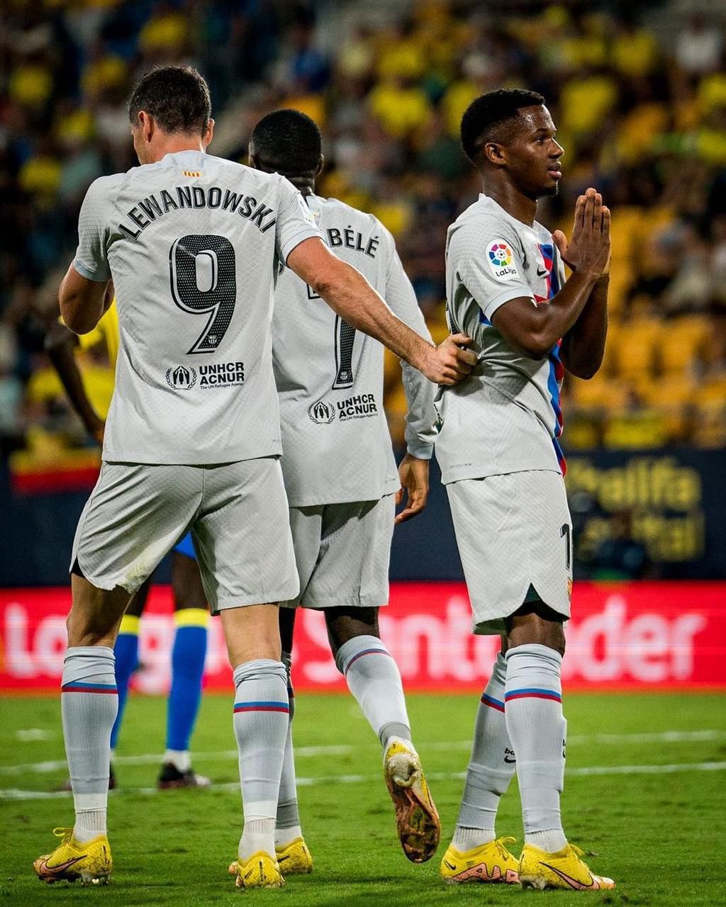 Barcelona prepare for Bayern Munich with comfortable 4-0 win against Cadiz